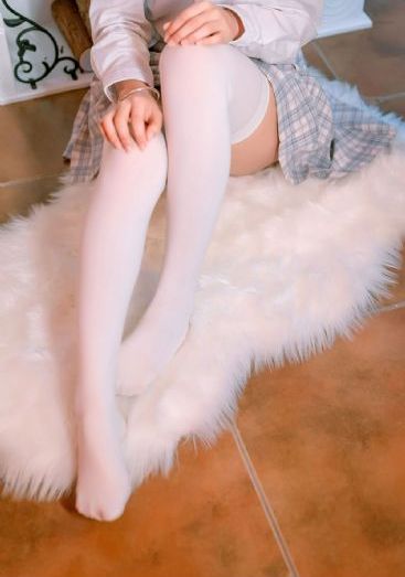 欧美女人性殖器图片_字幕高清版在线播放